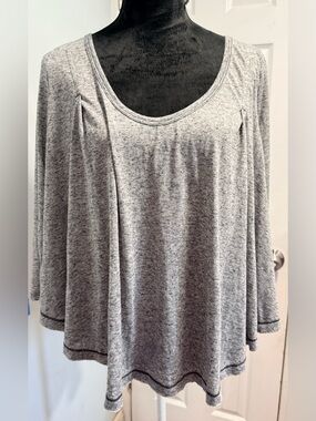 We The Free Heather Gray Scoop Neck Long Sleeve Tee